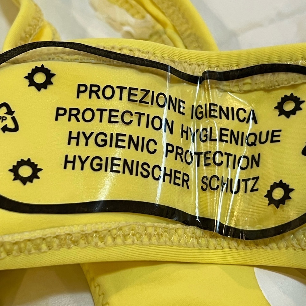 CHLOE ROSE one piece swimsuit bathing suit size small yellow - Picture 3 of 7